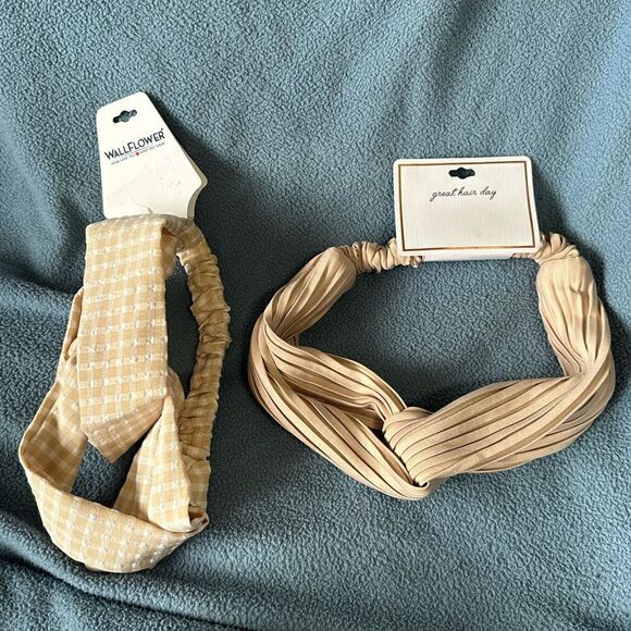NWT set of 2 headbands - Picture 1 of 3
